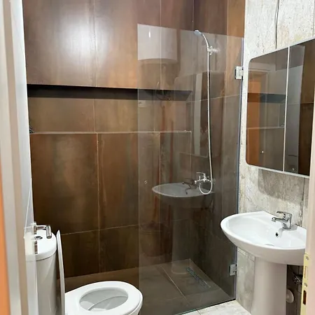 Petalier Tirana