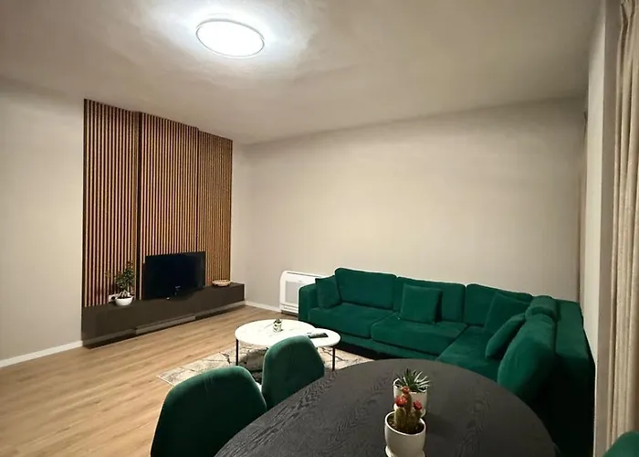 Petalier Apartamento Tirana